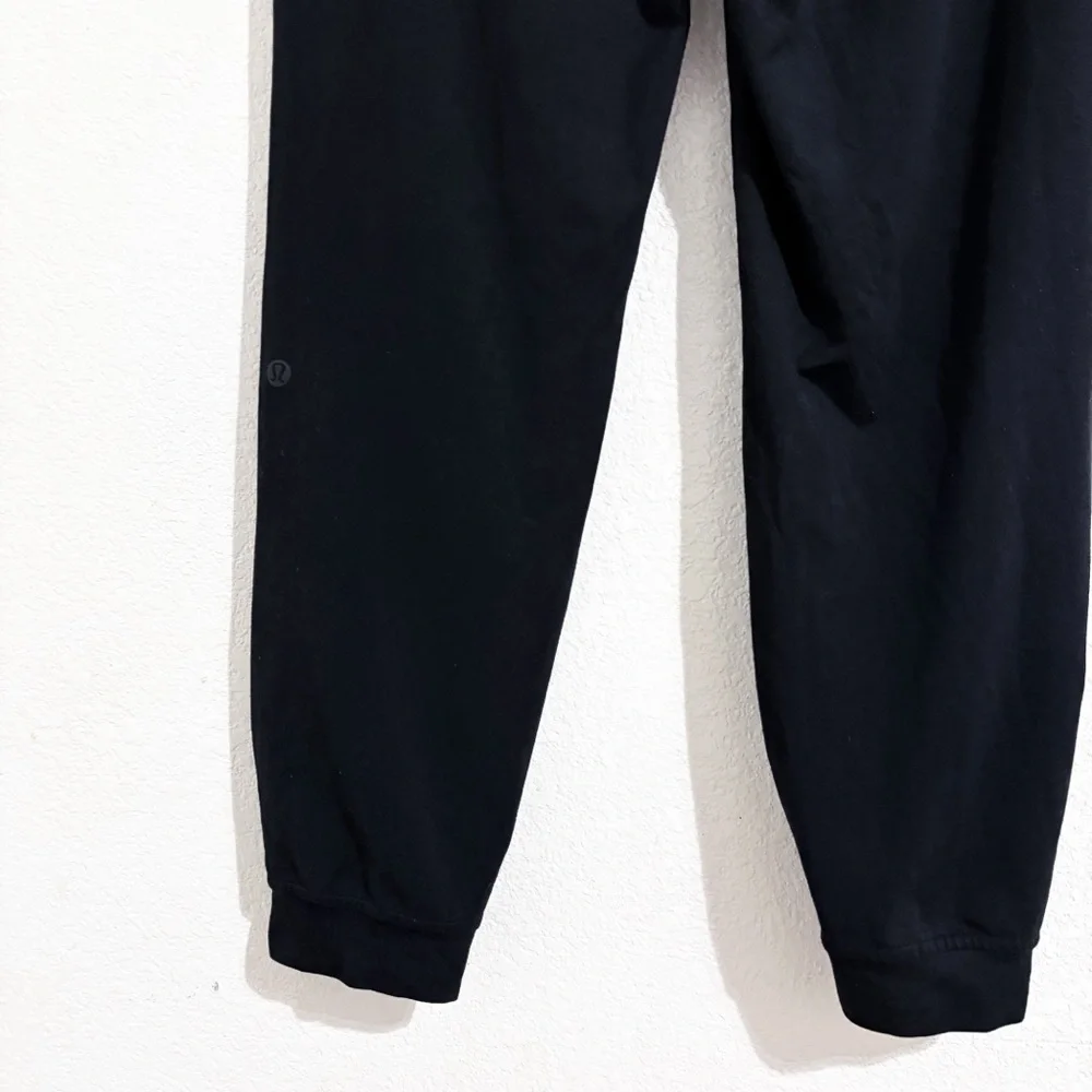 Lululemon Soft Jersey Classic-Fit‎ Mid-Rise Jogger in Black
